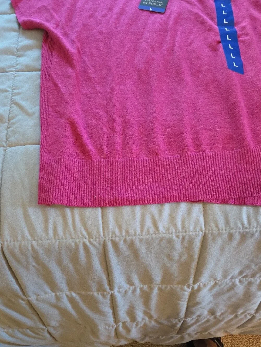 Banana Republic Short Sleeve Crewneck Sweater - Pink - Picture 5 of 8